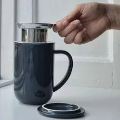 Viva Scandinavia Teepott Minima Balance Mit Filter, Weinrot -Kaffee Espresso Verkäufe 9102263 Ambiente 2 1