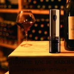 Peugeot Elektrischer Korkenzieher Elis -Kaffee Espresso Verkäufe ELIS Korkenzieher Milieu im Weinkeller