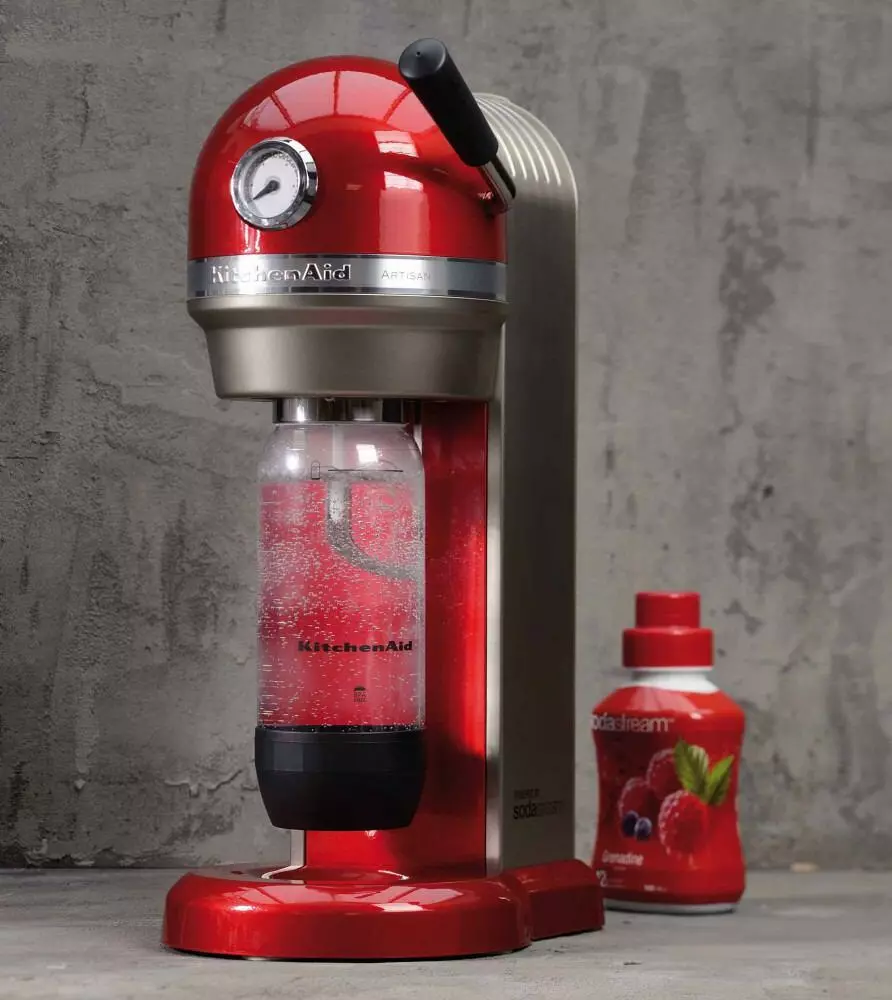 KitchenAid Sodastream ARTISAN In Liebesapfelrot 6 KitchenAid Sodastream ARTISAN In Liebesapfelrot – Bild 6