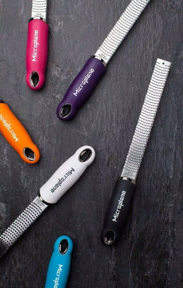 Microplane Zester/Reibe Premium In Violett 2 Microplane Zester/Reibe Premium In Violett – Bild 2