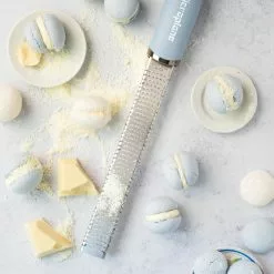 Microplane Zester-Reibe PREMIUM CLASSIC In Küstenblau -Kaffee Espresso Verkäufe Microplane Premium Classic 46227 Zester Sky Blue Macarons 4